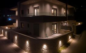 Dreta Suites